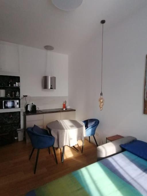 New Cozy 7 Metro Stops To Duomo! Appartement Milan